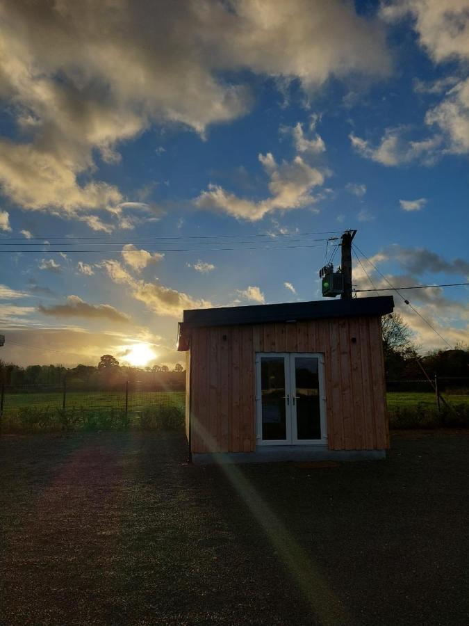 Stoneyford Luxurious Cabins Exterior foto