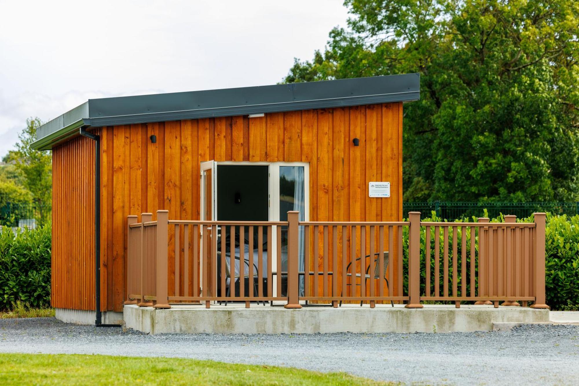 Stoneyford Luxurious Cabins Exterior foto